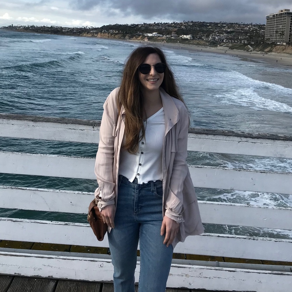 Meet your Posher, Marisa